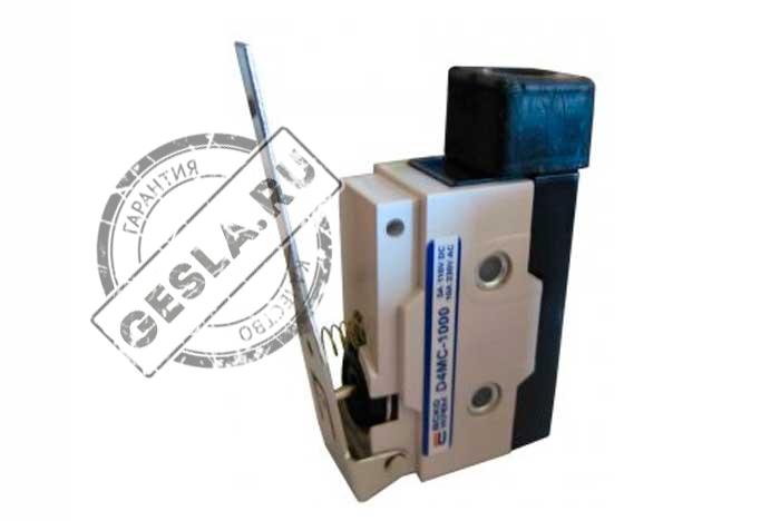 Микровыключатель D4MC-1000 фото 1