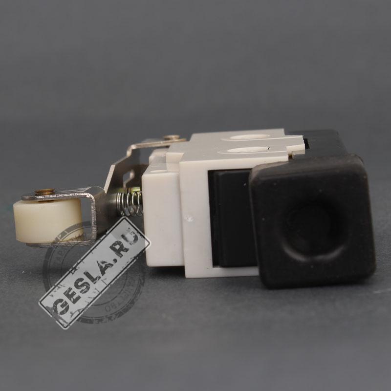 Микровыключатель D4MC-2020 фото 4